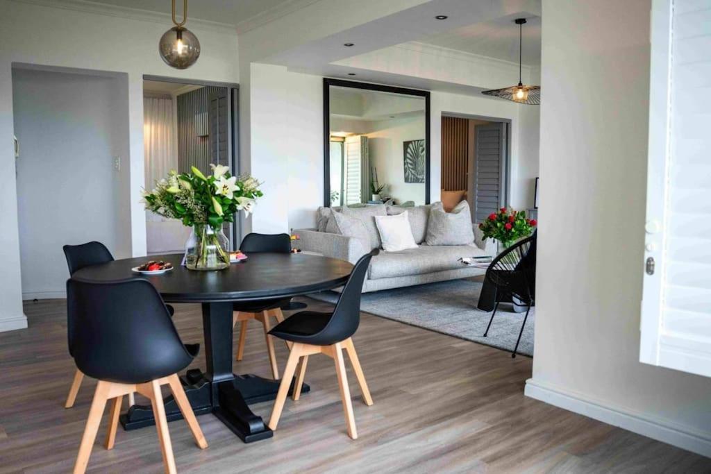 Apartment The Bae In Camps Bay